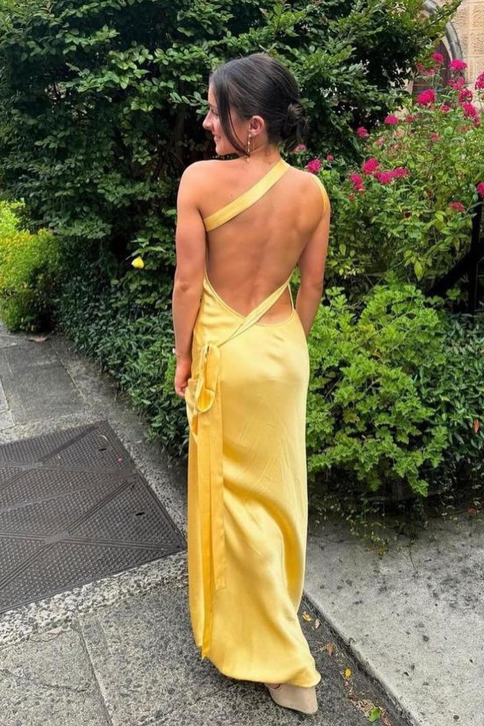 Robe Weitese asymétrique en satin jaune doux, robe de soirée ajustée, robe de bal sans manches